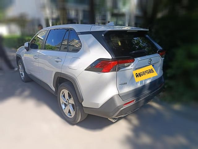 Toyota RAV4 2020 thumb 4