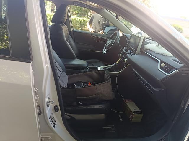 Toyota RAV4 2020 thumb 6