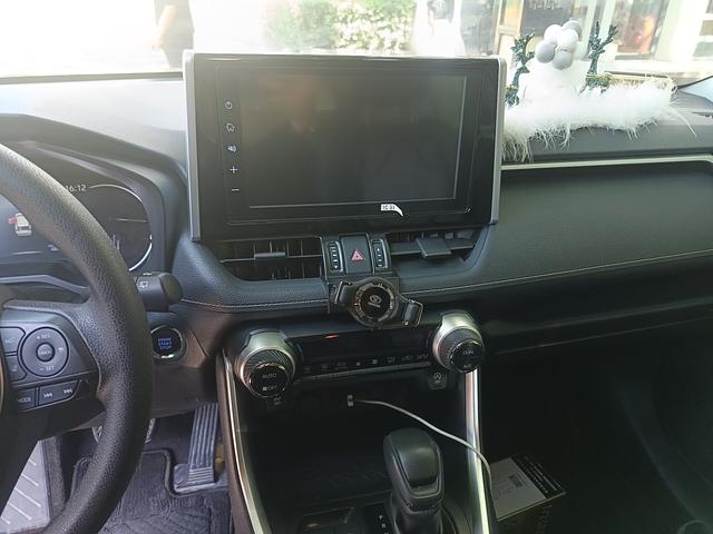 Toyota RAV4 2020 thumb 10