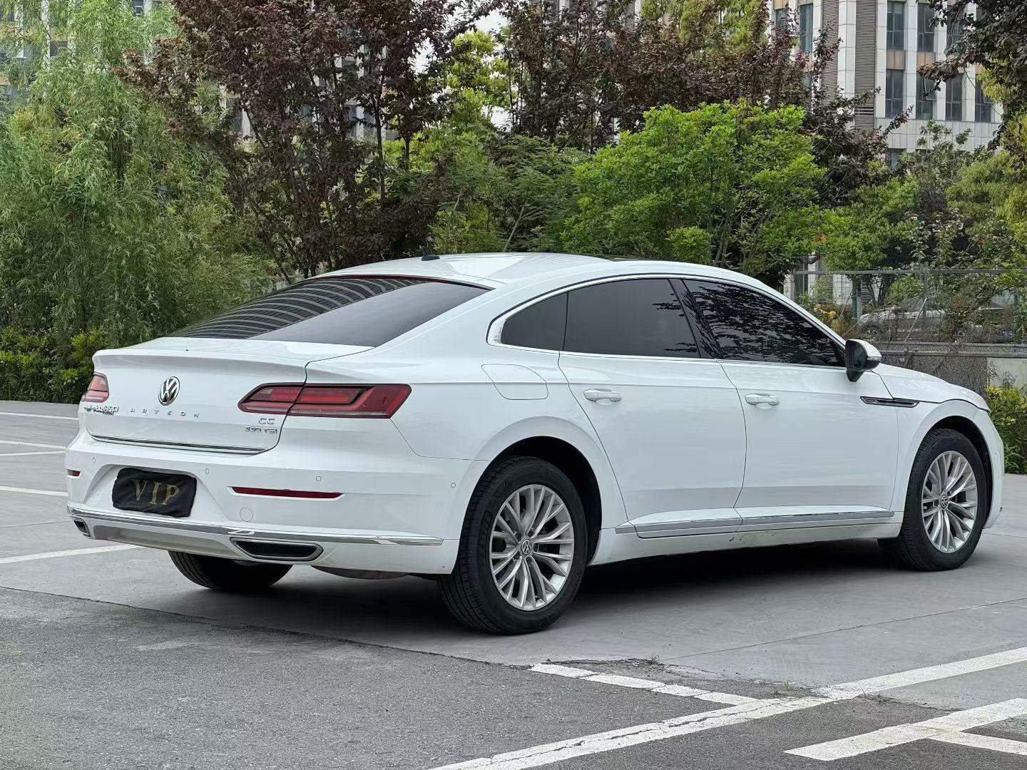 Volkswagen Arteon 2019 thumb 4