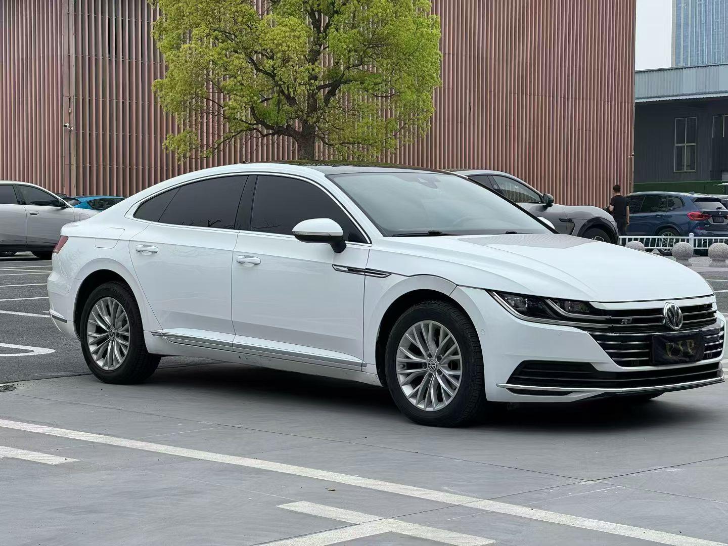 Volkswagen Arteon 2019 thumb 10
