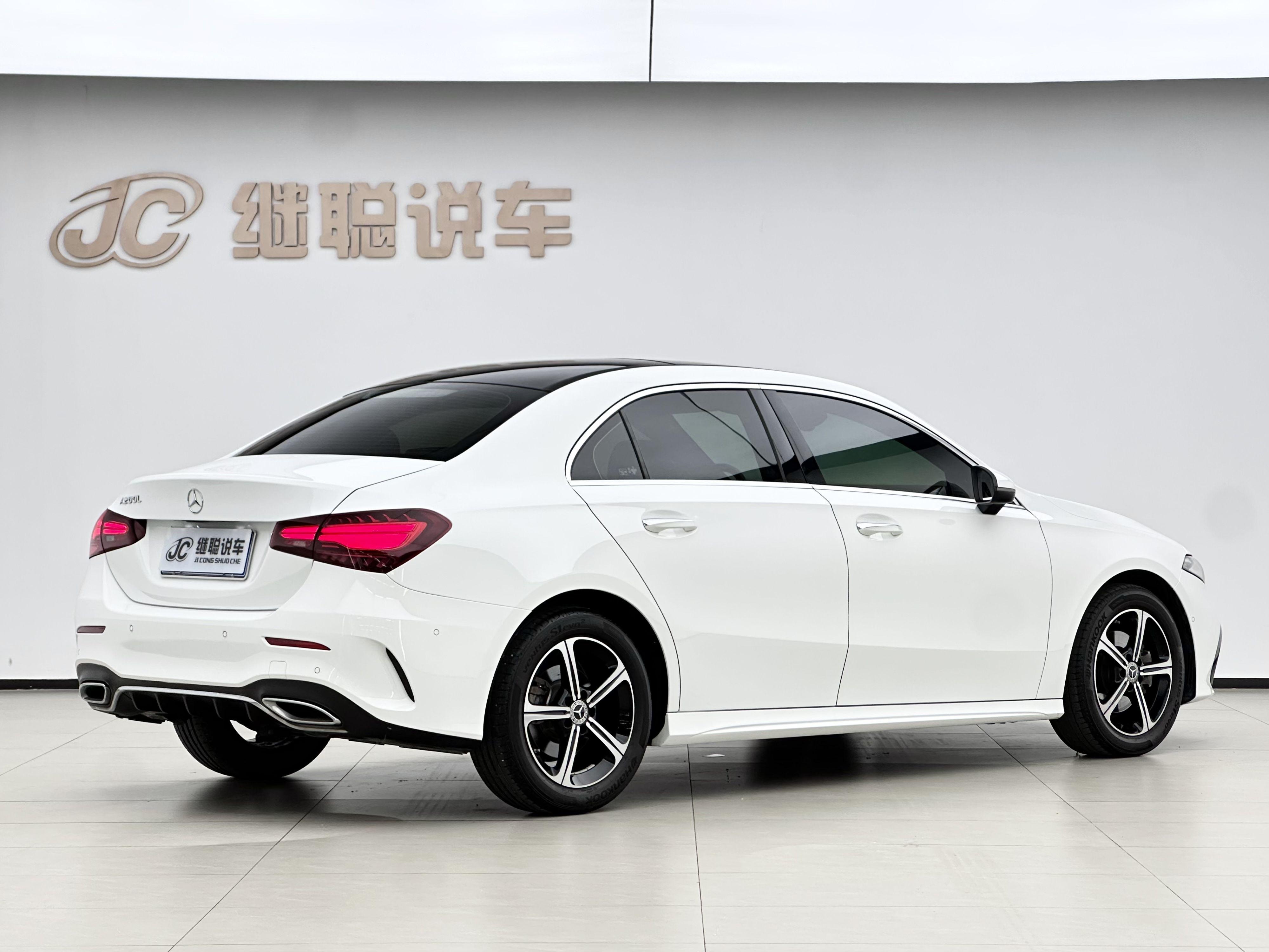 Mercedes-Benz A-Класс 2024 thumb 3