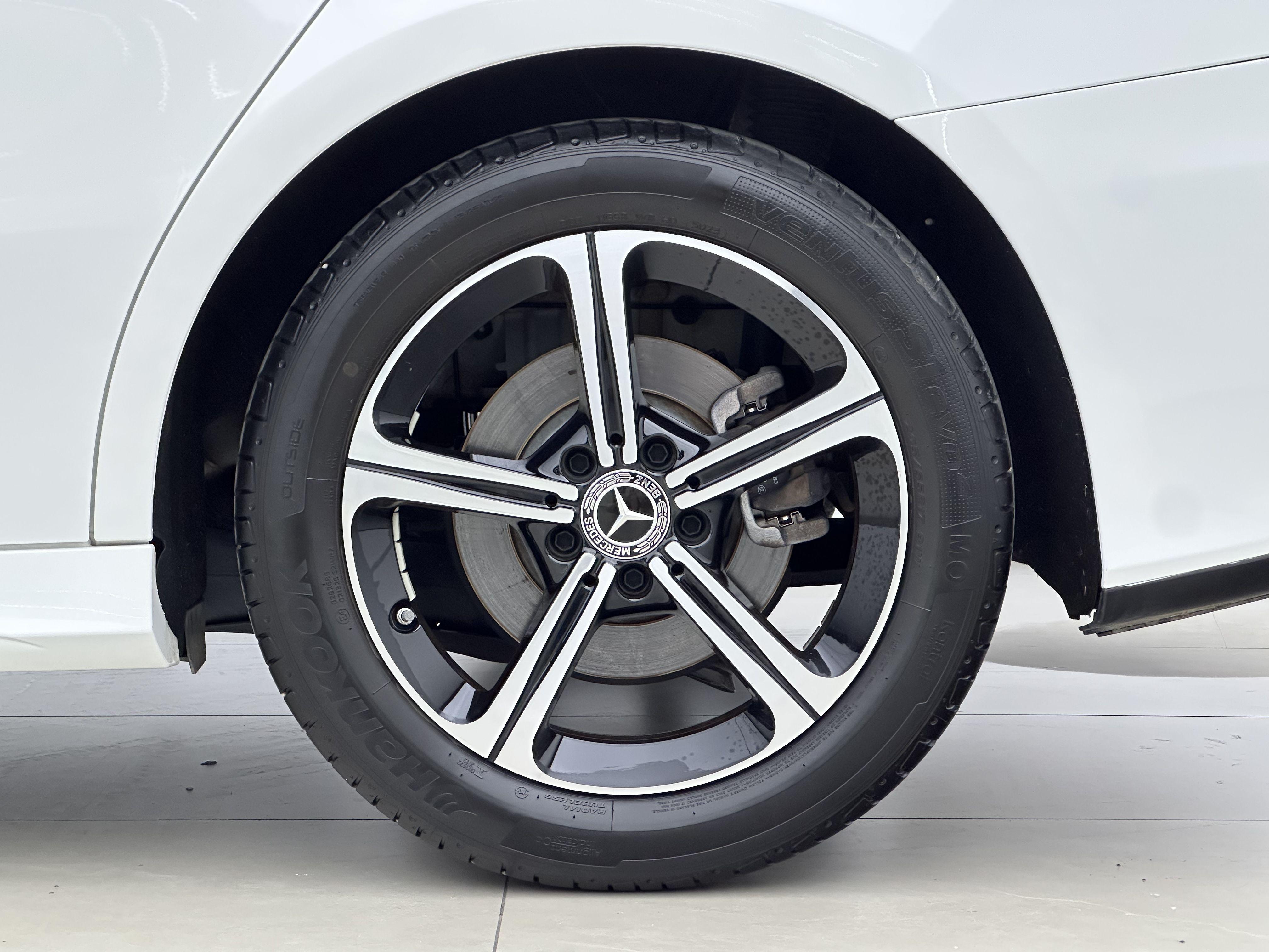 Mercedes-Benz A-Класс 2024 thumb 4