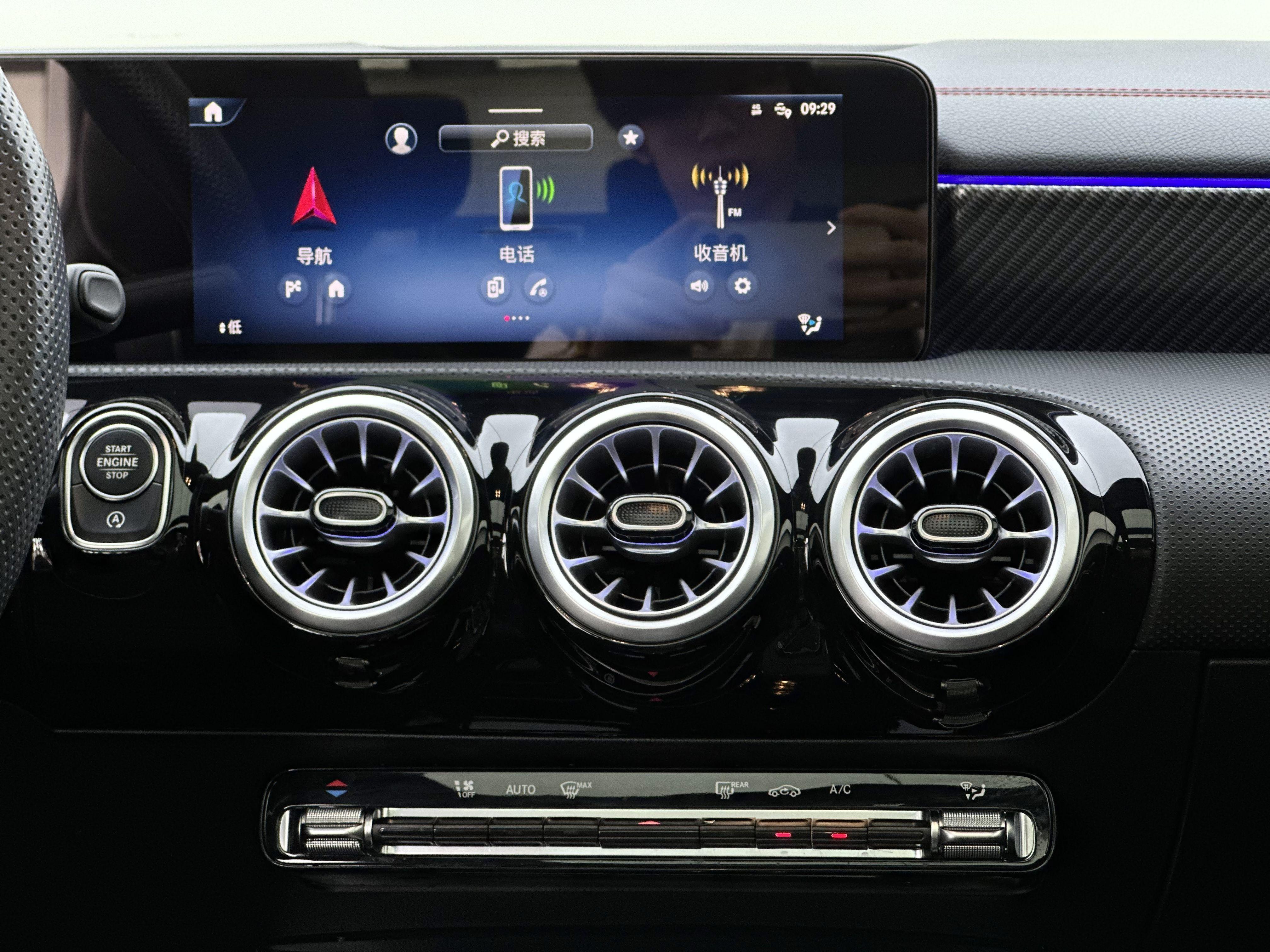 Mercedes-Benz A-Класс 2024 thumb 10