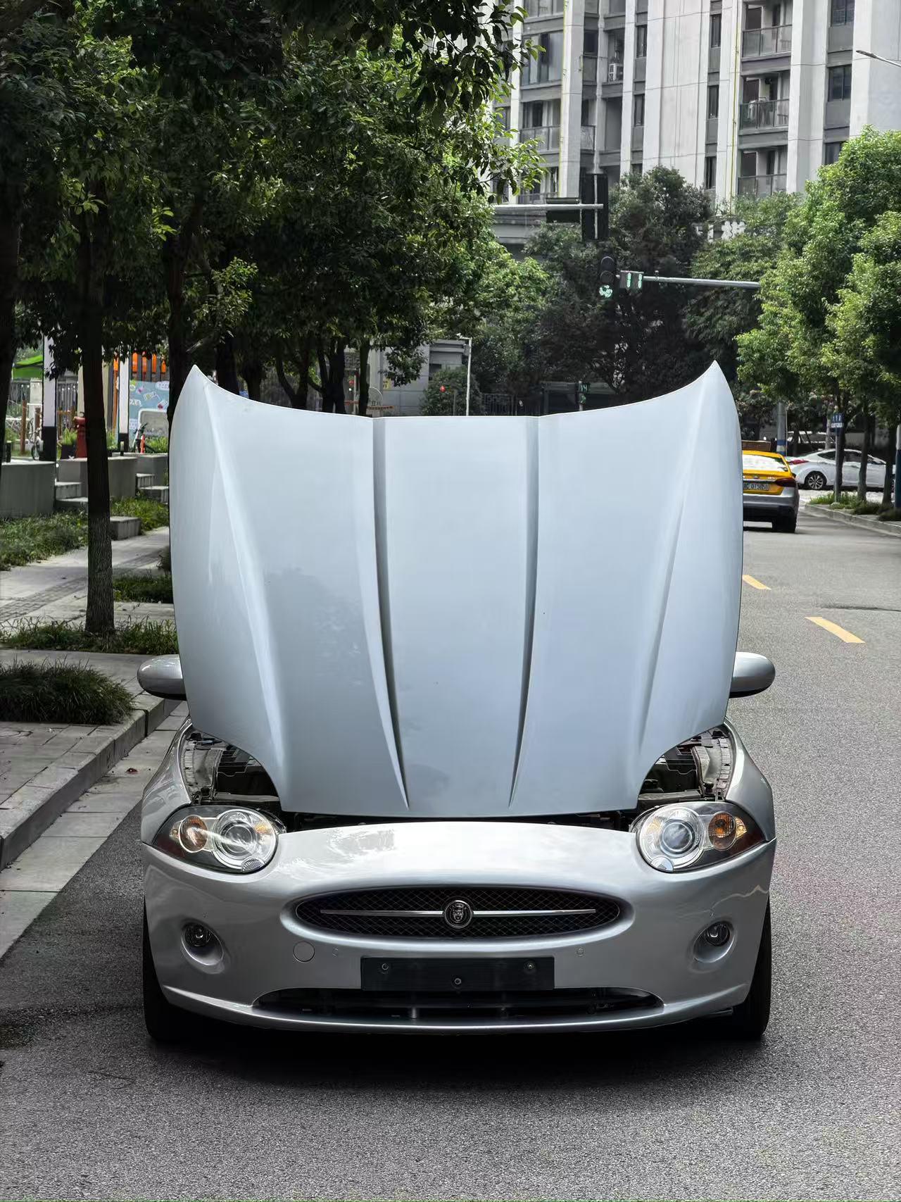 Jaguar XK 2006 thumb 5