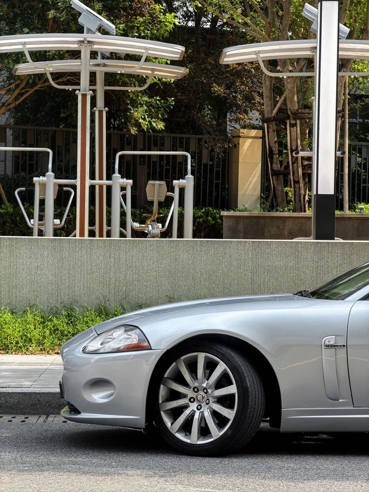 Jaguar XK 2006 thumb 6