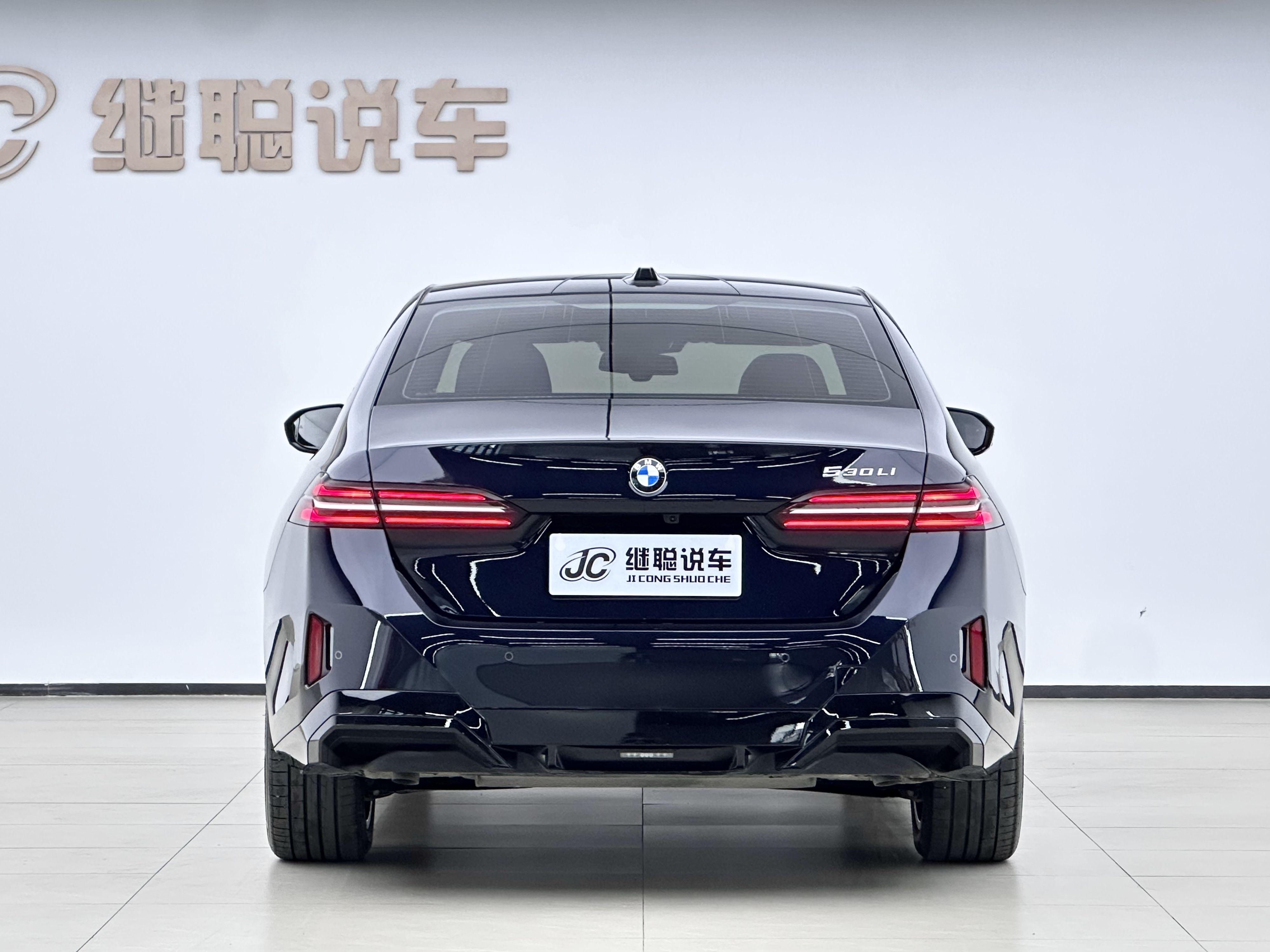 BMW 5 серии 2025 thumb 2