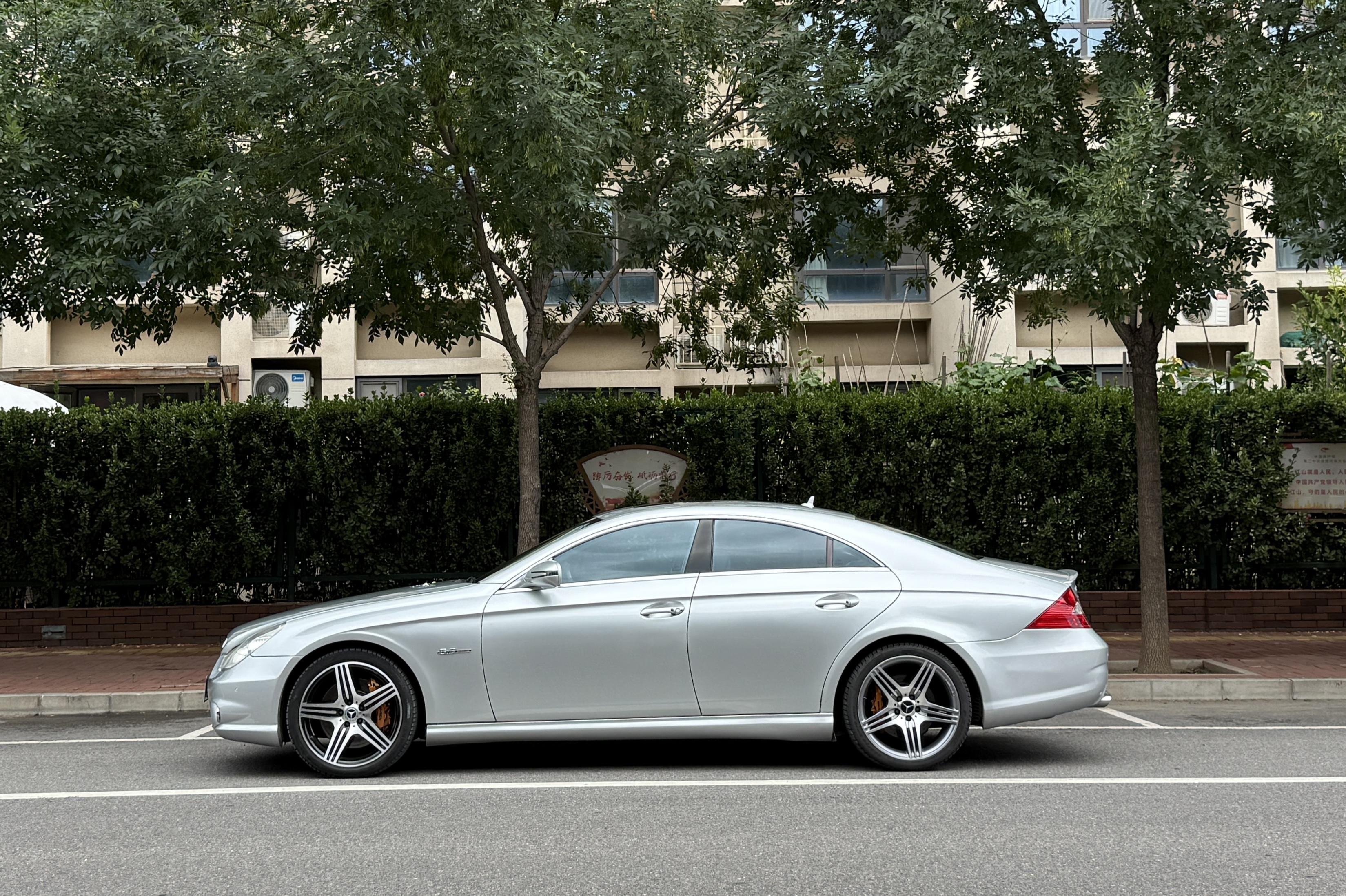 Mercedes-Benz CLS AMG 2008 thumb 11