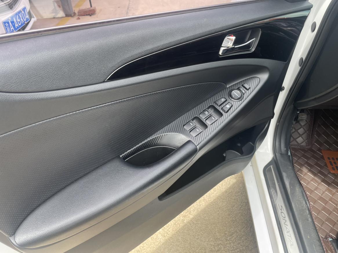 Hyundai Sonata 2015 thumb 12