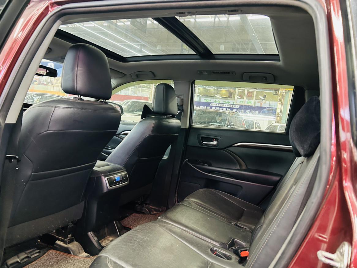 Toyota Highlander 2017 thumb 11
