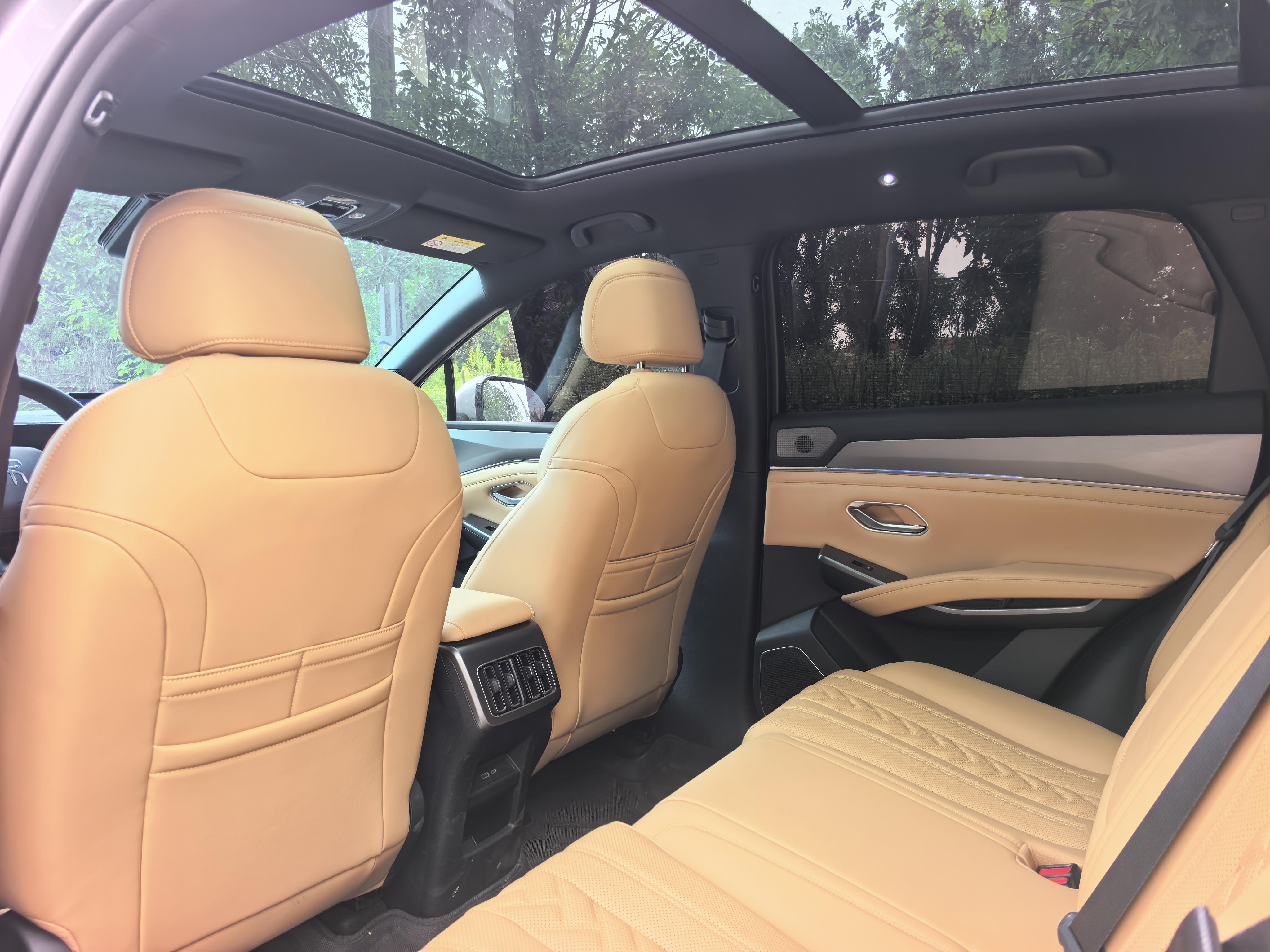BYD Song 2024 thumb 11