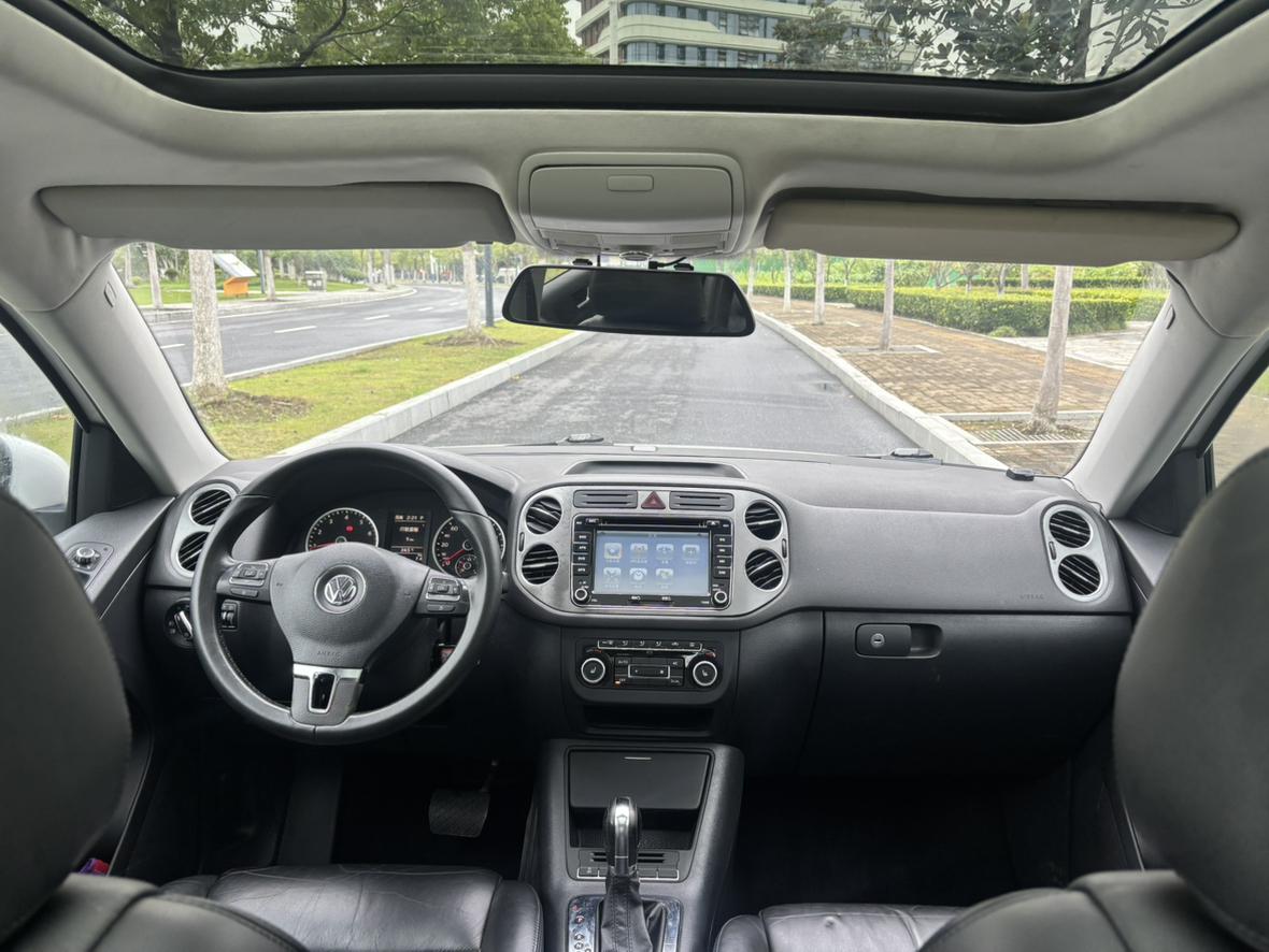 Volkswagen Tiguan 2012 thumb 5