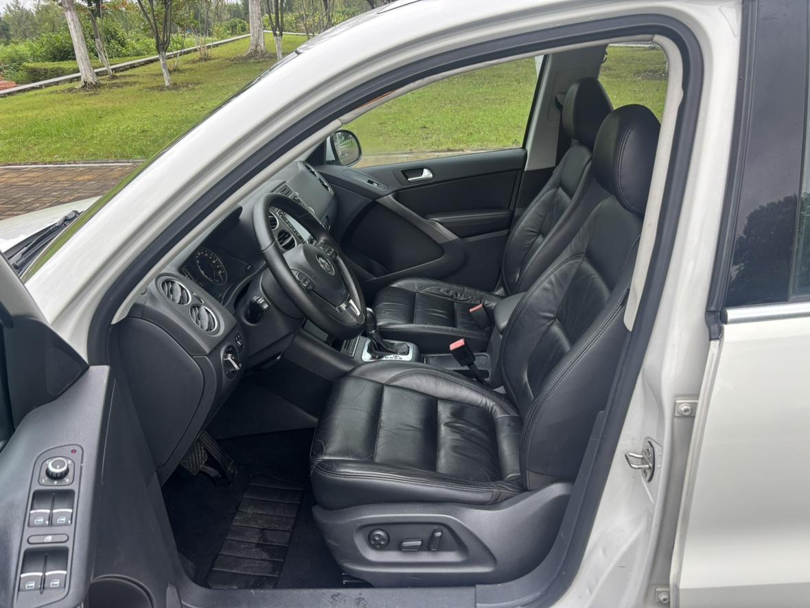 Volkswagen Tiguan 2012 thumb 6