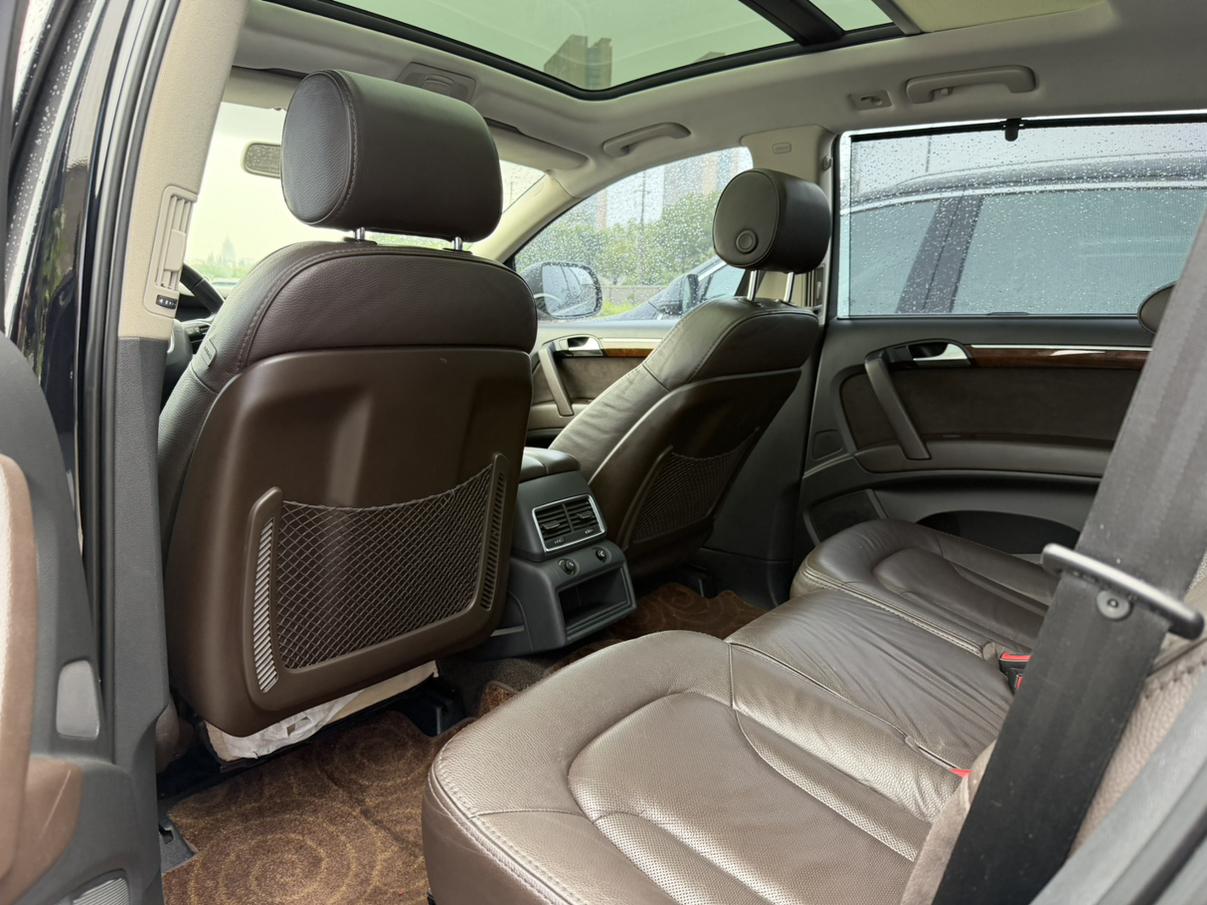 Audi Q7 2013 thumb 6