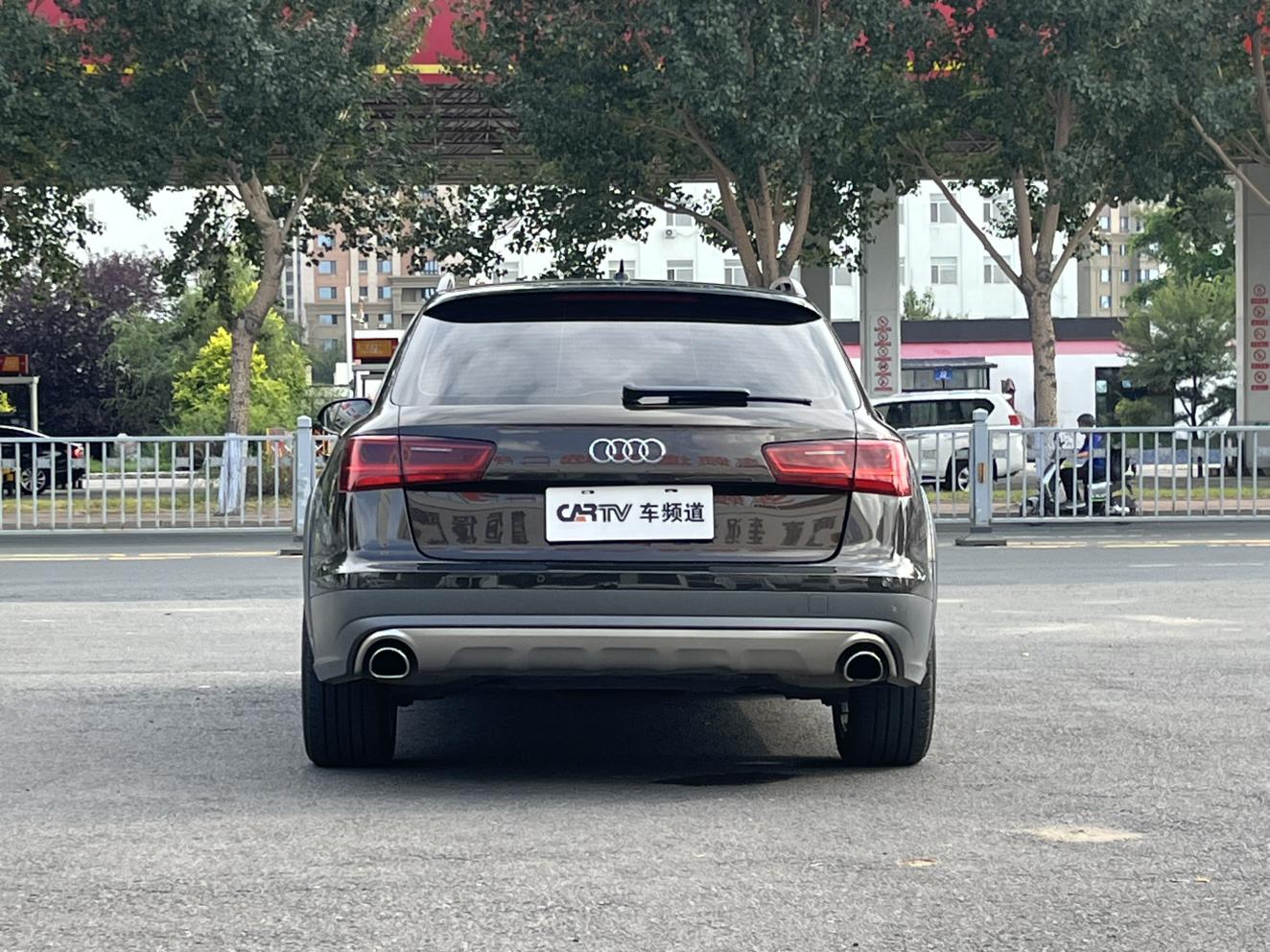 Audi A6 2015 thumb 3