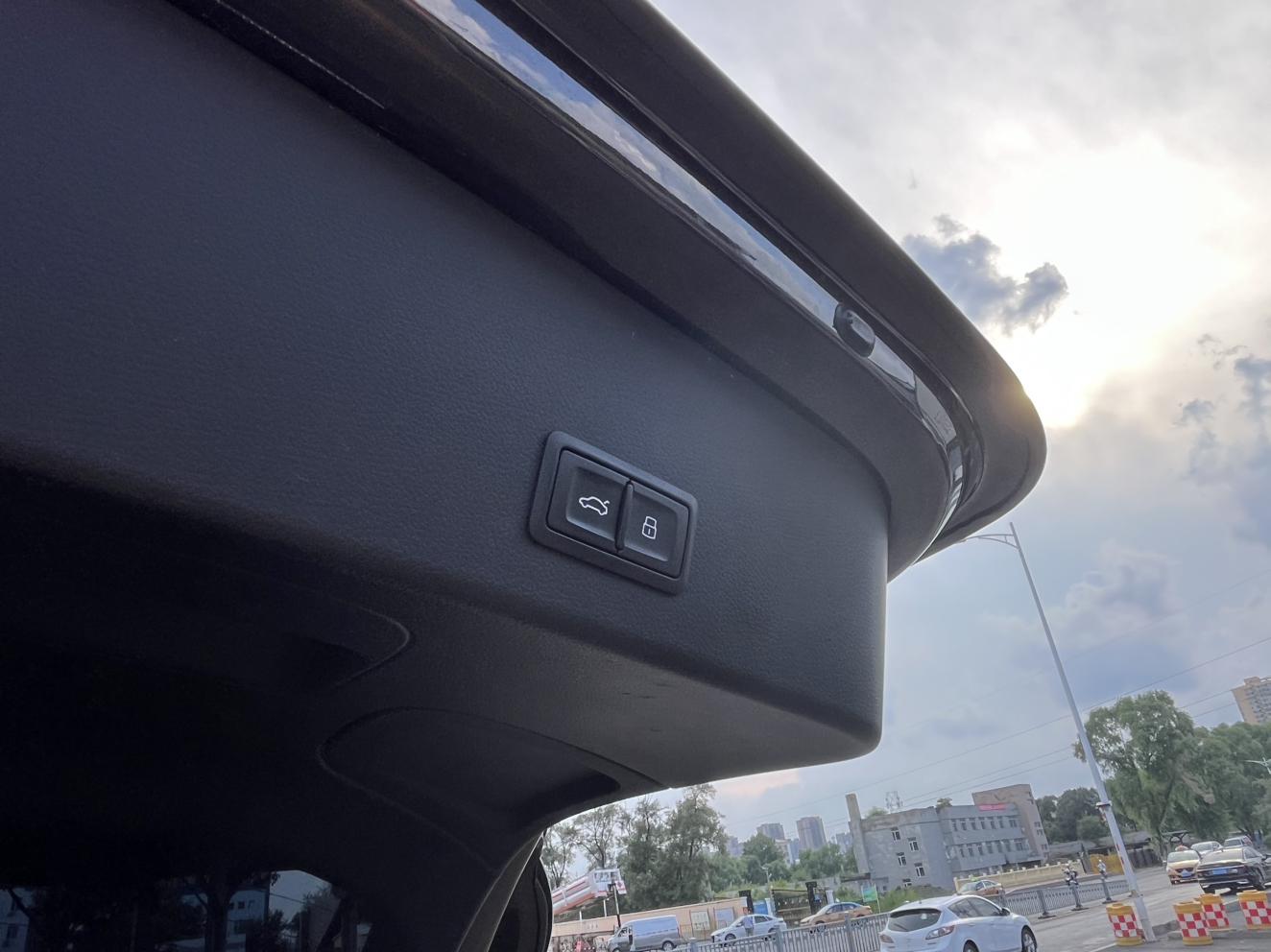 Audi A6 2015 thumb 12