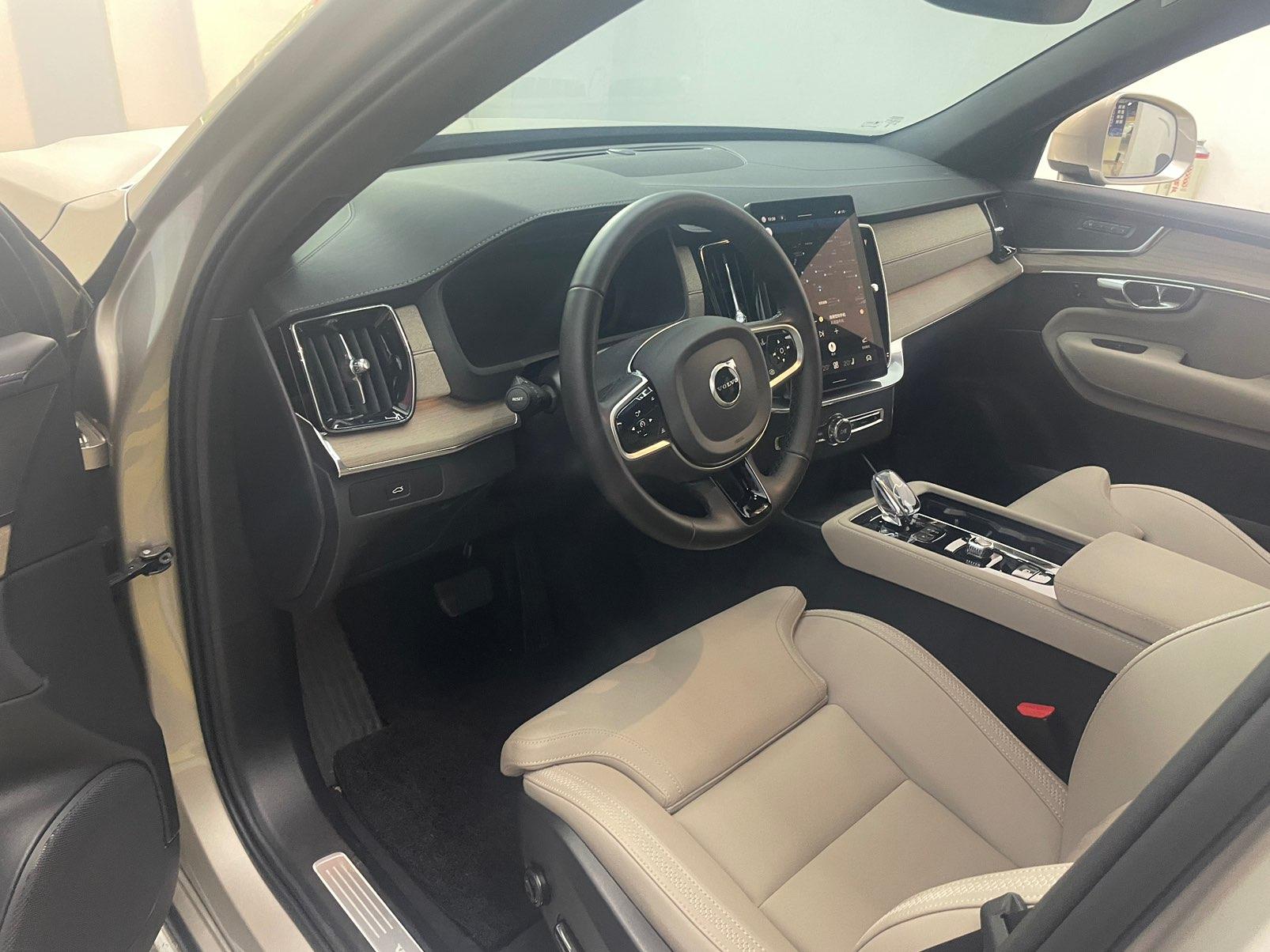 Volvo XC90 2025 thumb 7