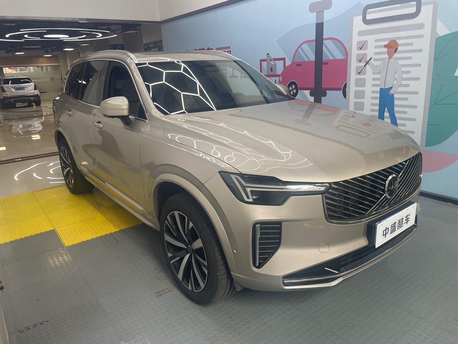 Volvo XC90 2025 thumb 11