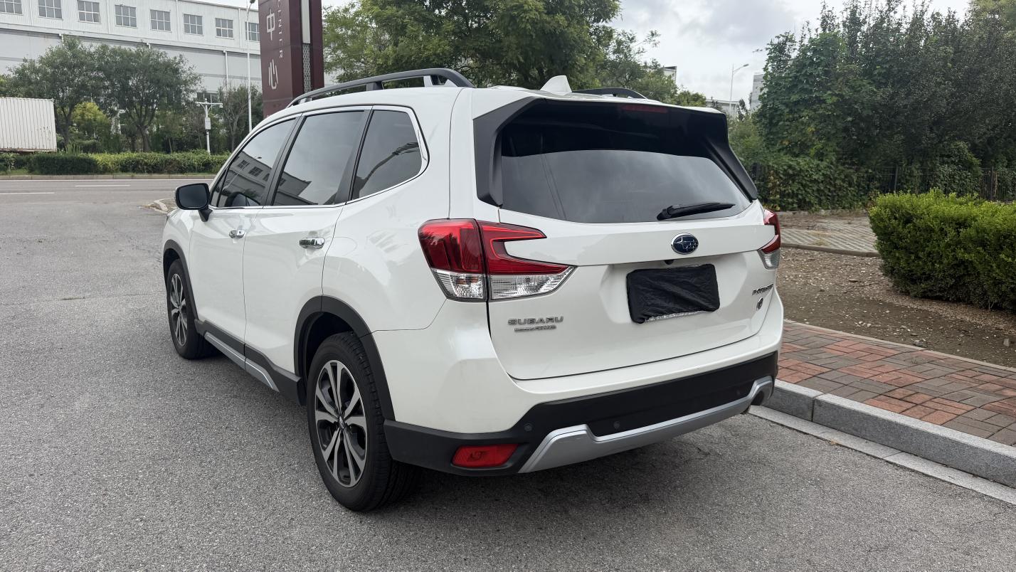 Subaru Forester 2021 thumb 3