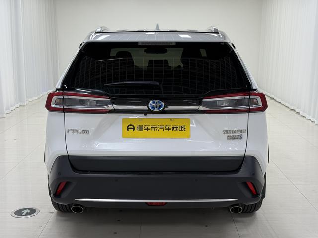 Toyota PHEV 2021 thumb 4