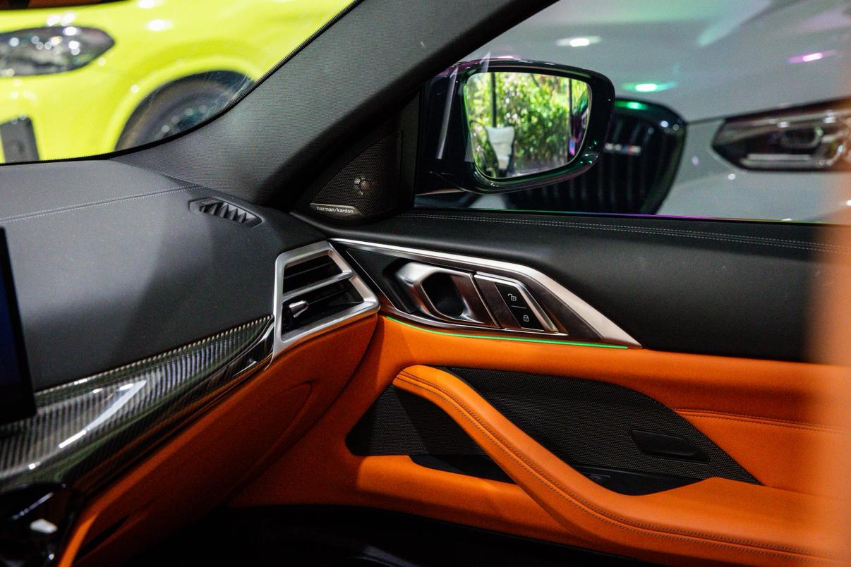 BMW M4 2024 thumb 9