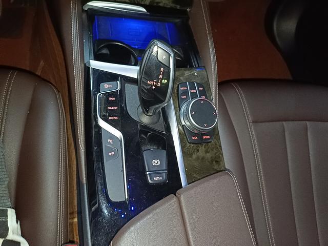BMW 5 серии 2020 thumb 7