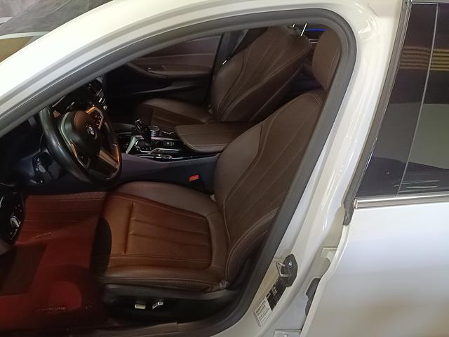 BMW 5 серии 2020 thumb 8
