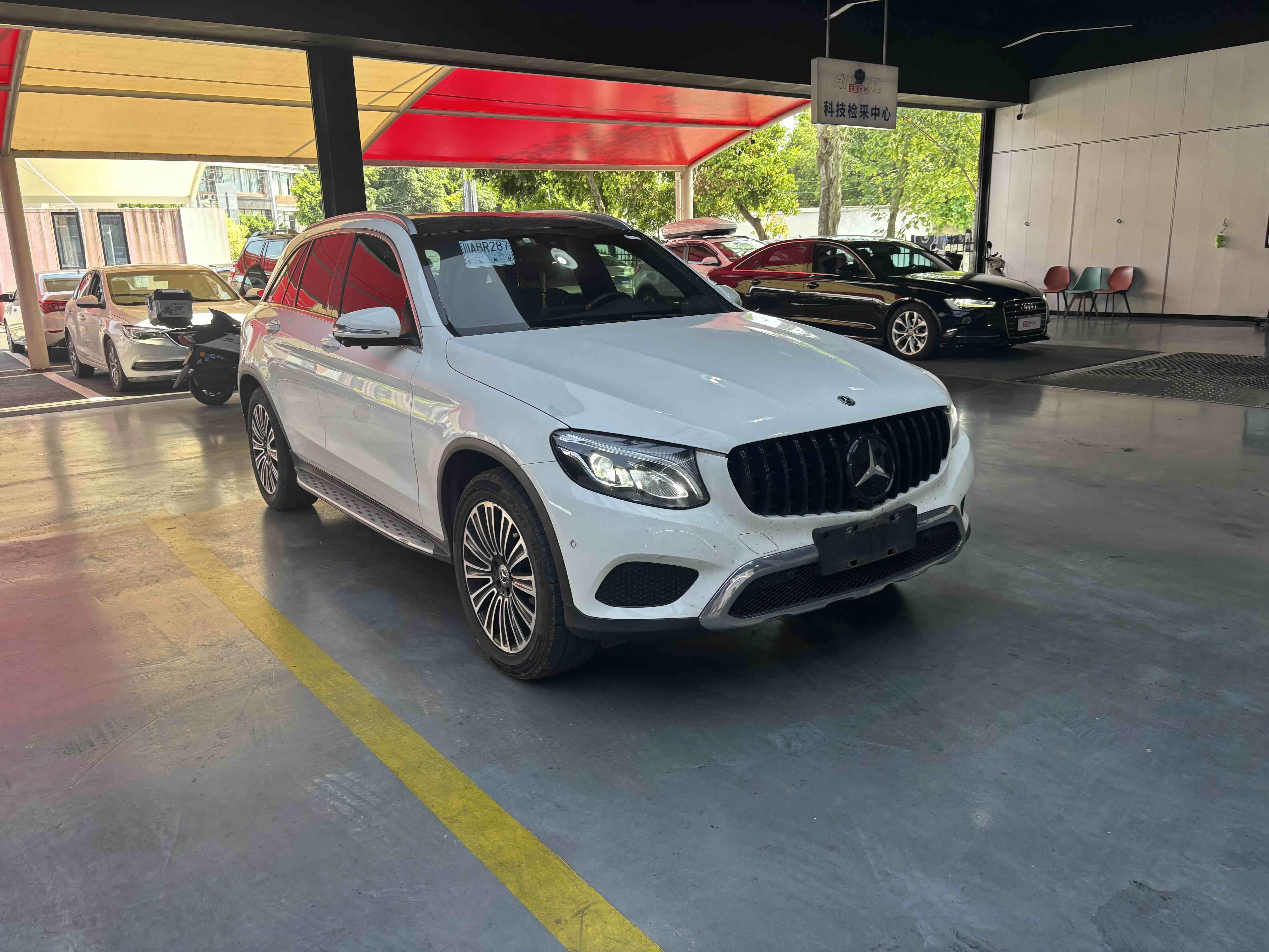Mercedes-Benz GLC 2017 thumb 10