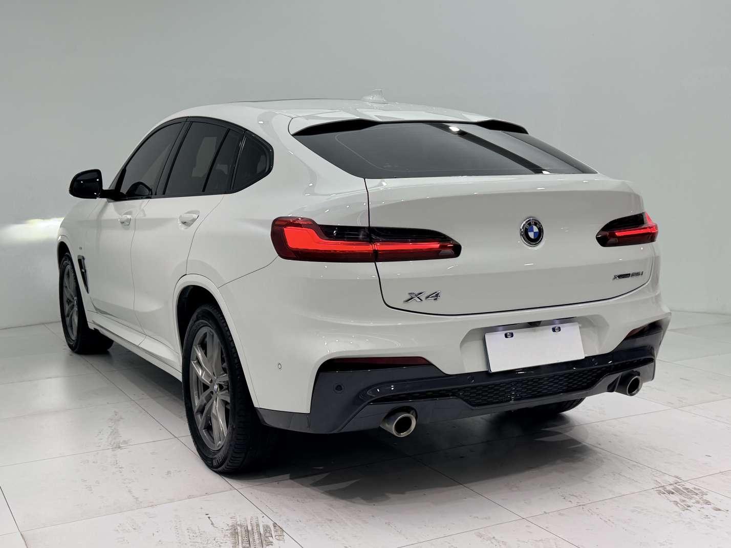 BMW X4 2020 thumb 11