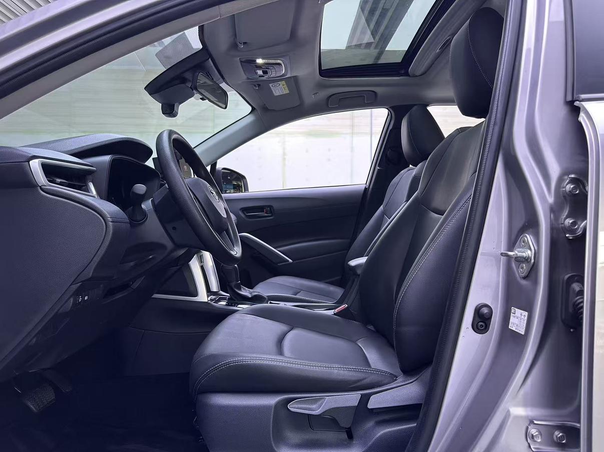 Toyota Corolla 2024 thumb 6