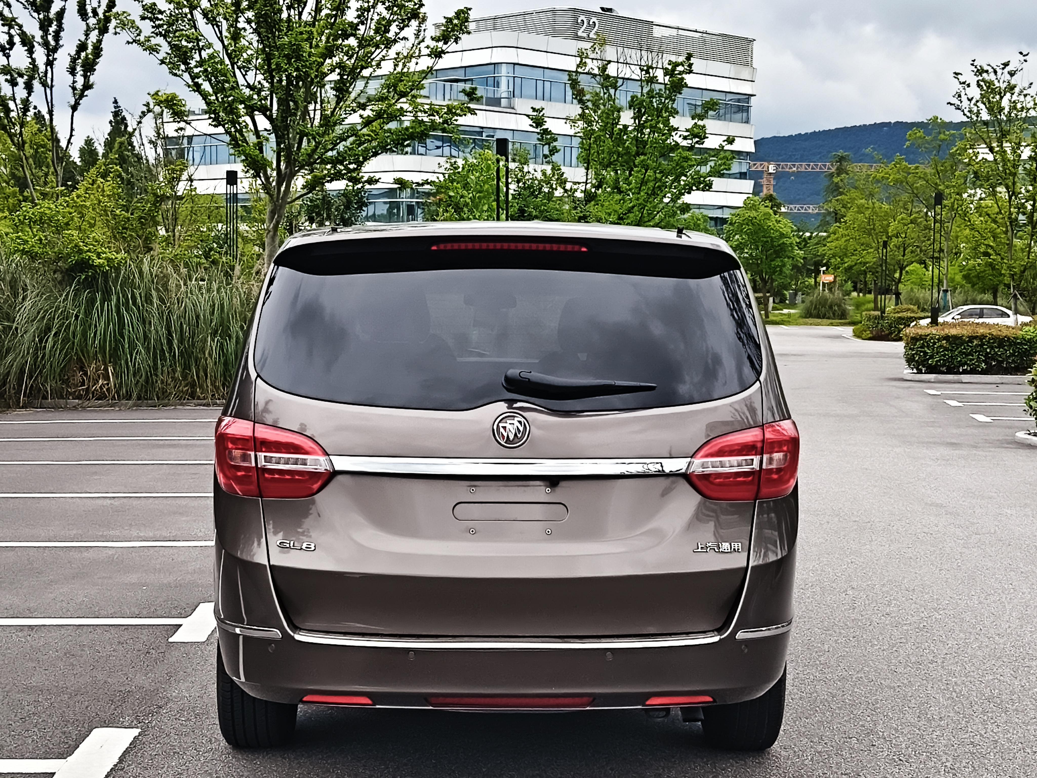 Buick GL8 2015 thumb 3