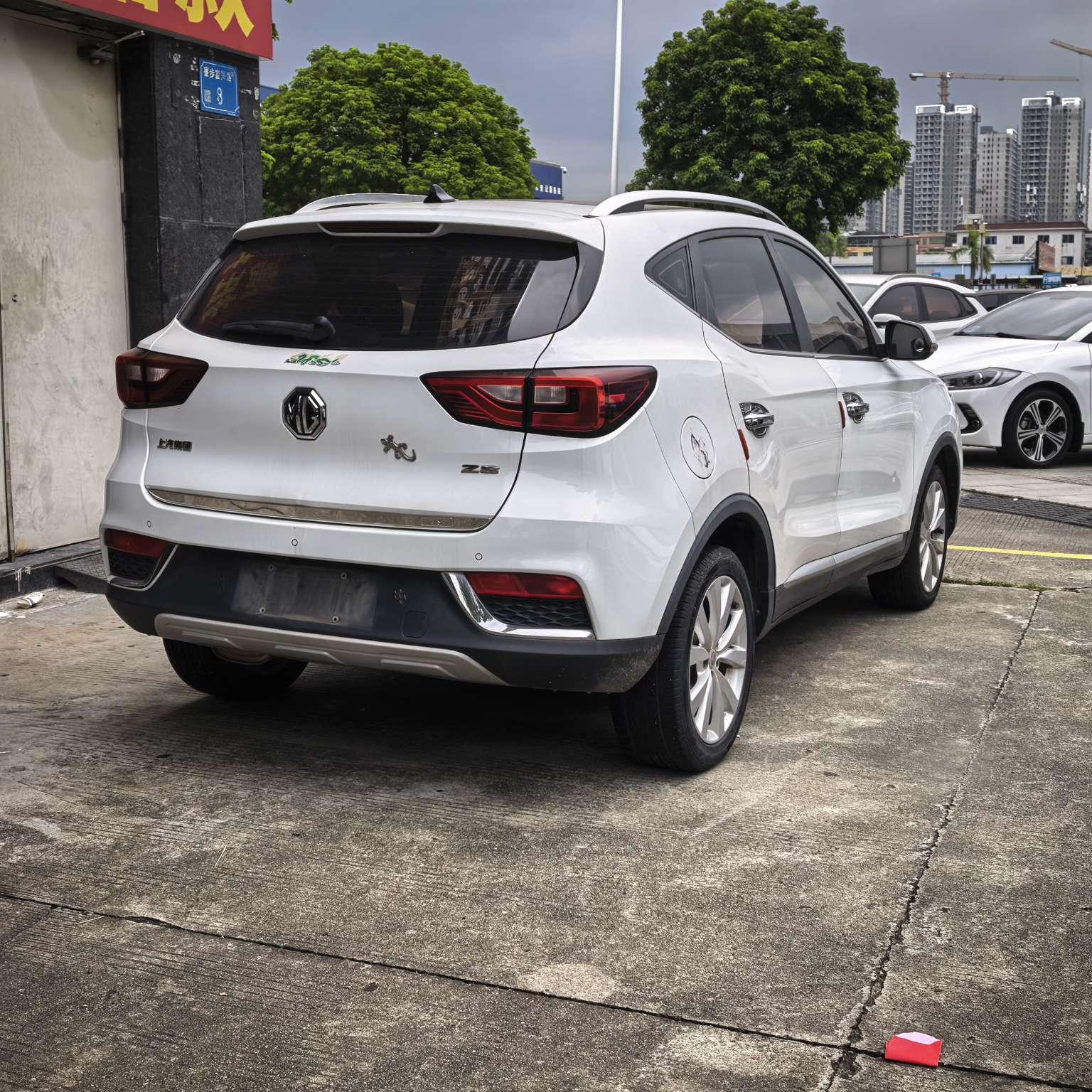 MG ZS 2017 thumb 4