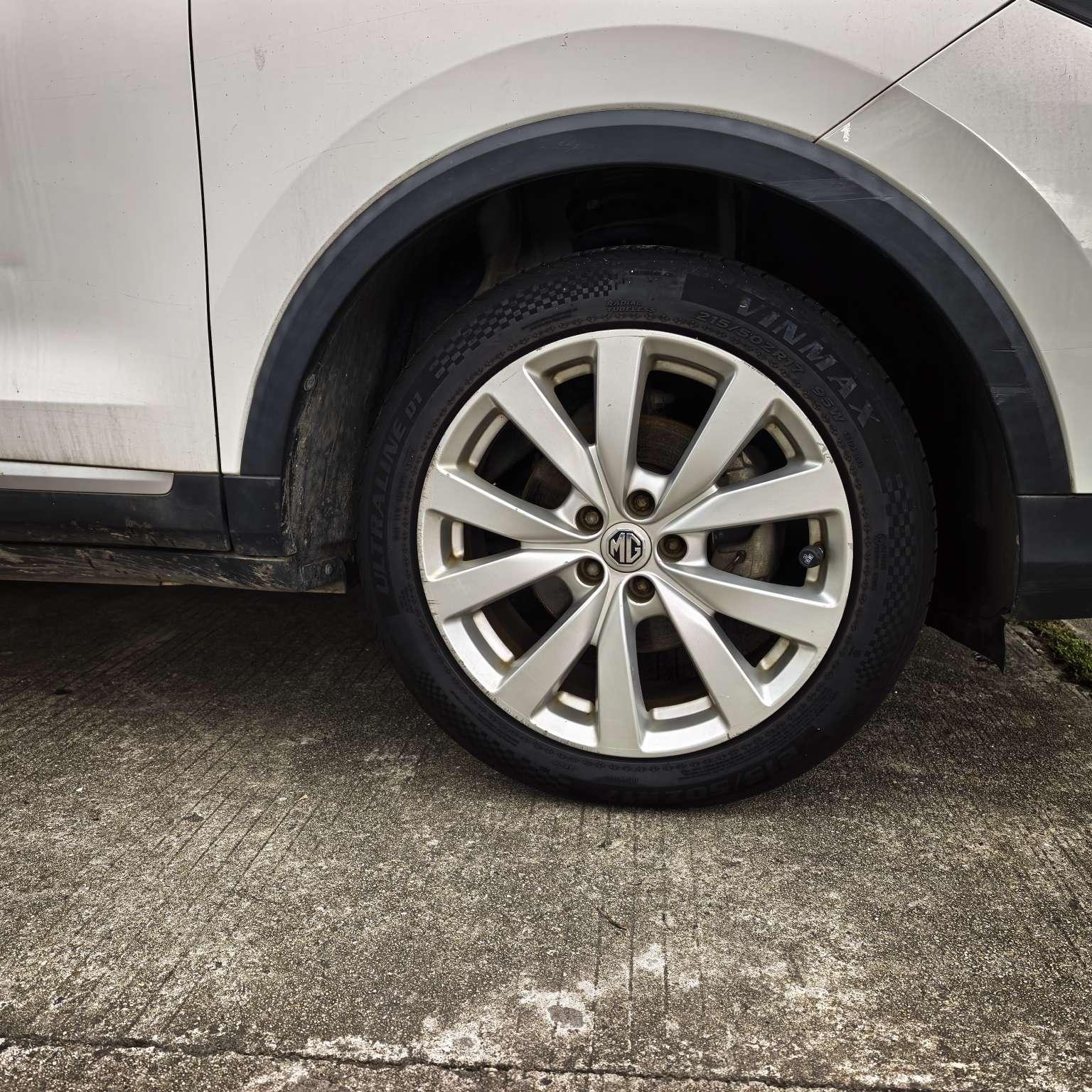 MG ZS 2017 thumb 5