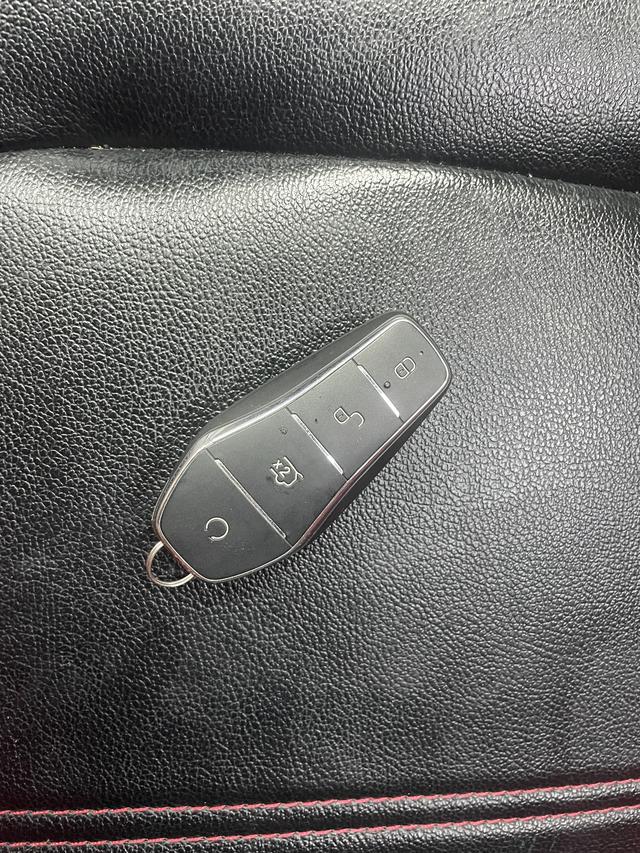 BYD Yuan 2023 thumb 9