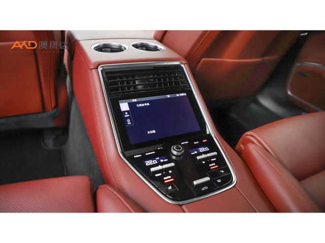 Porsche Panamera 2017 thumb 5