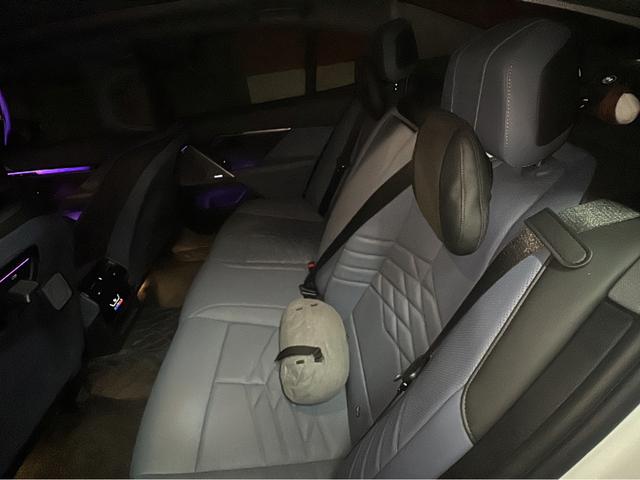 BMW i5 2024 thumb 10