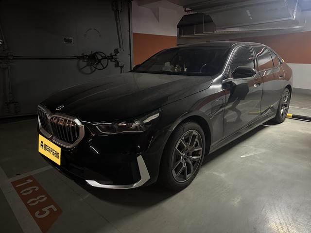 BMW i5 2024 thumb 11