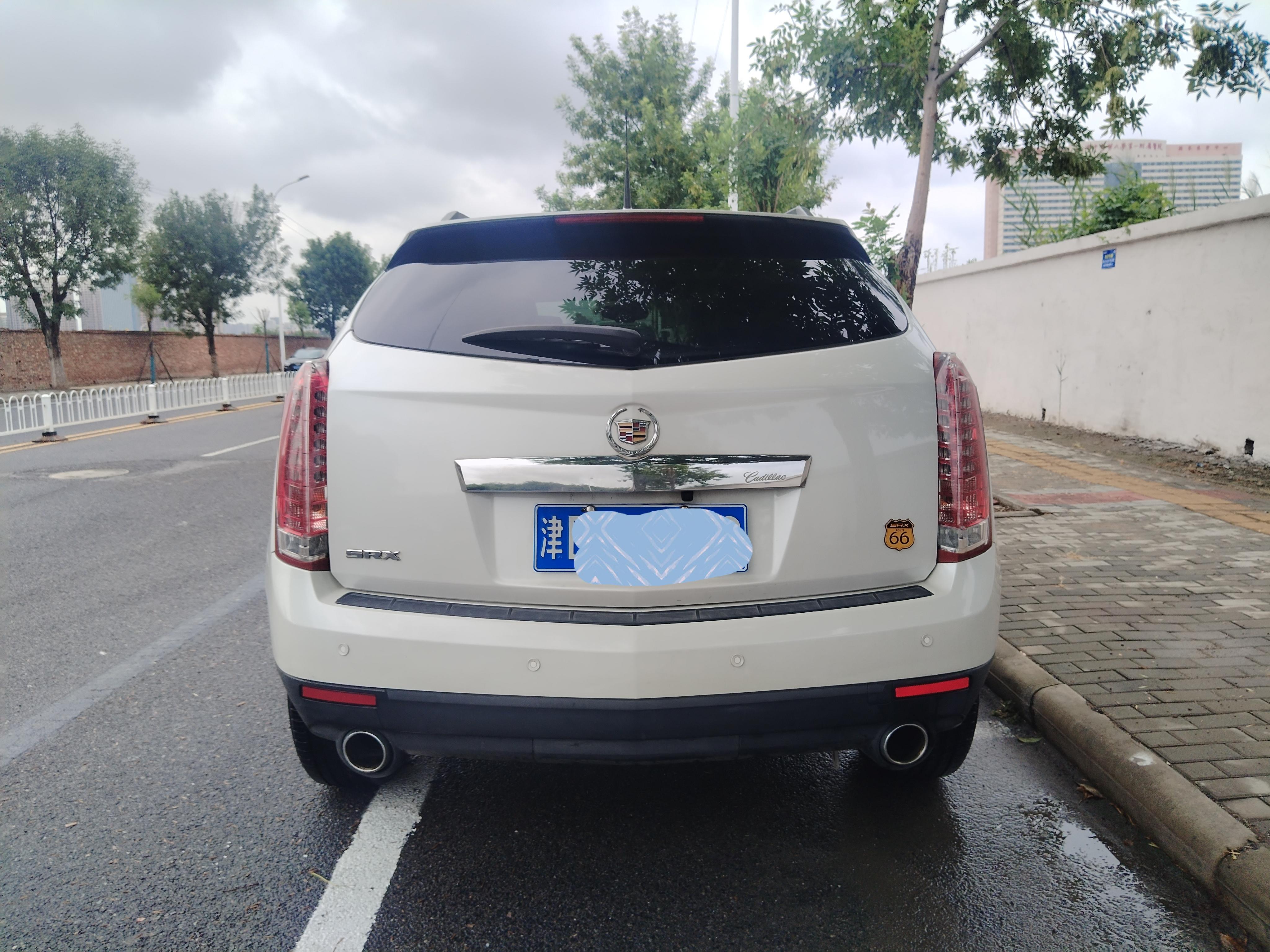 Cadillac SRX 2014 thumb 4