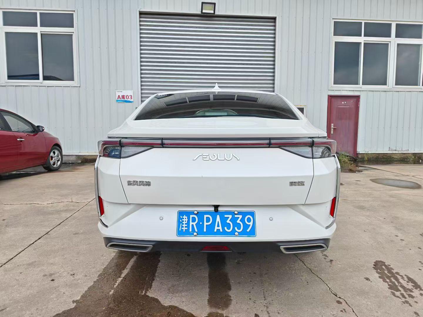 Dongfeng Aeolus Yixuan 2021 thumb 3