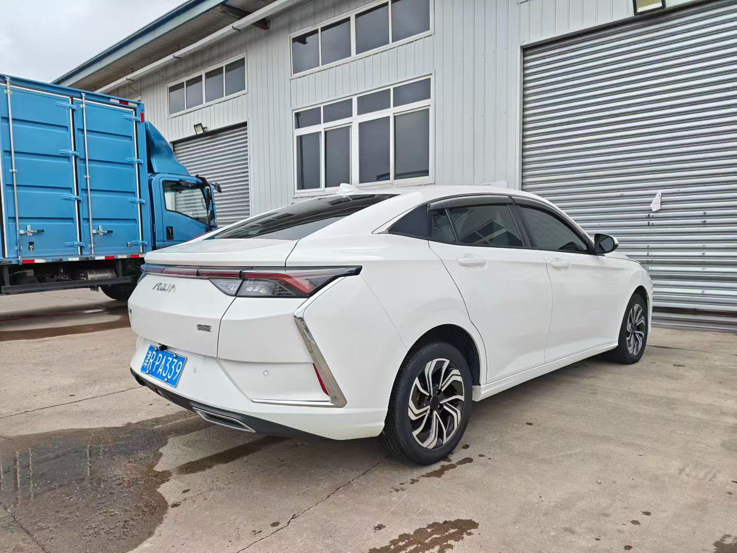Dongfeng Aeolus Yixuan 2021 thumb 4