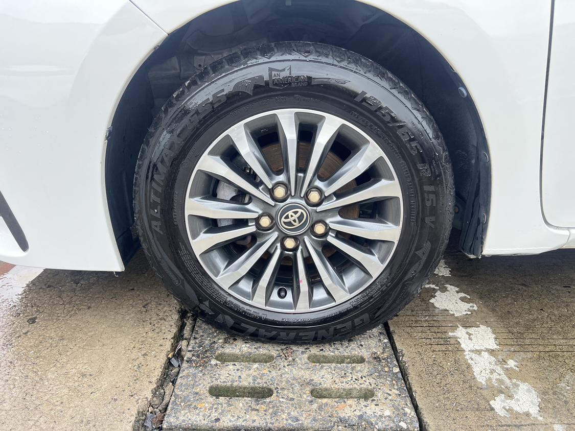 Toyota Corolla Rumion 2017 thumb 8