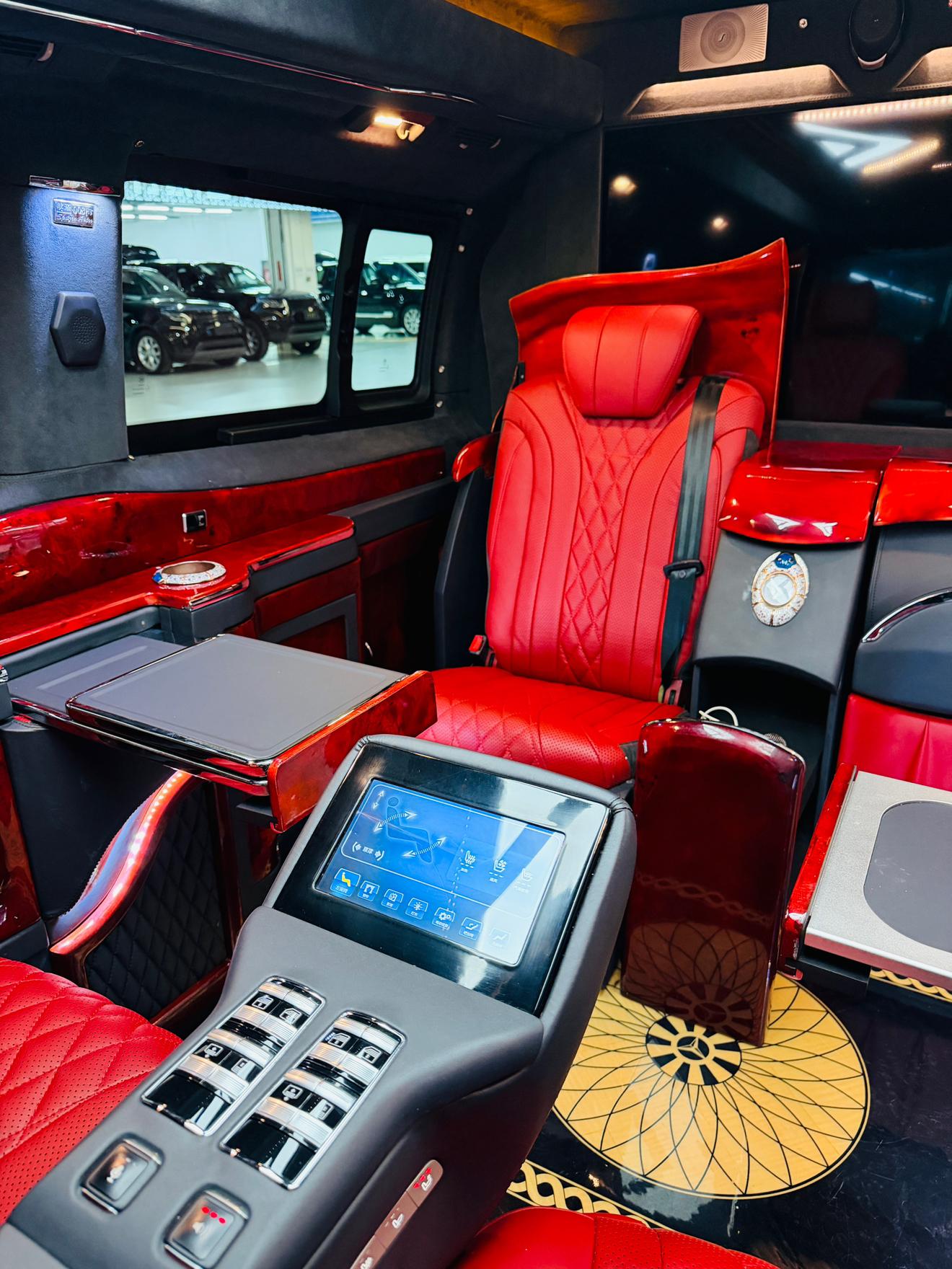 Mercedes-Benz V-Класс 2019 thumb 6