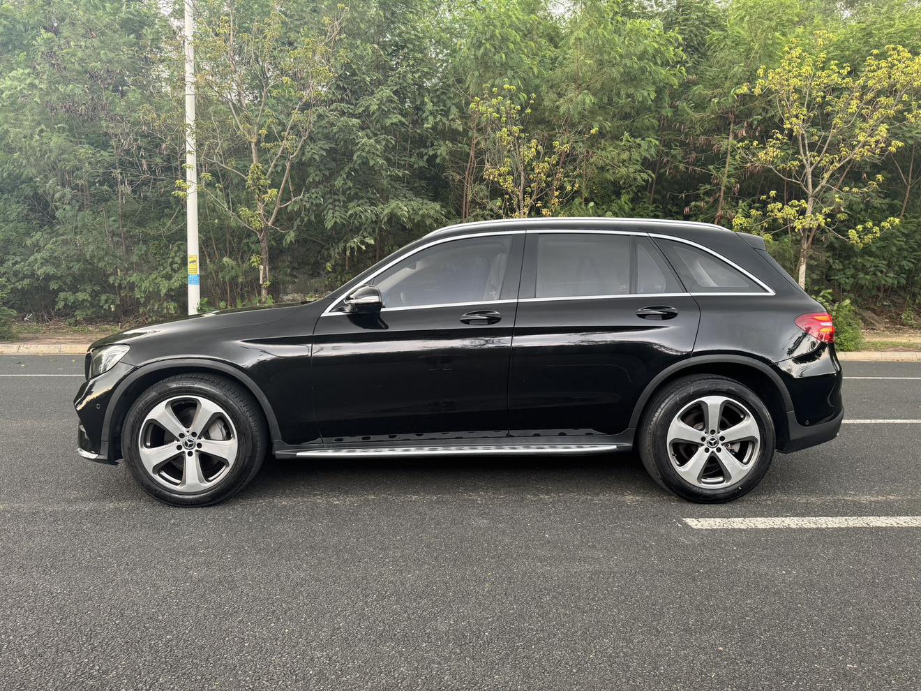 Mercedes-Benz GLC 2017 thumb 2