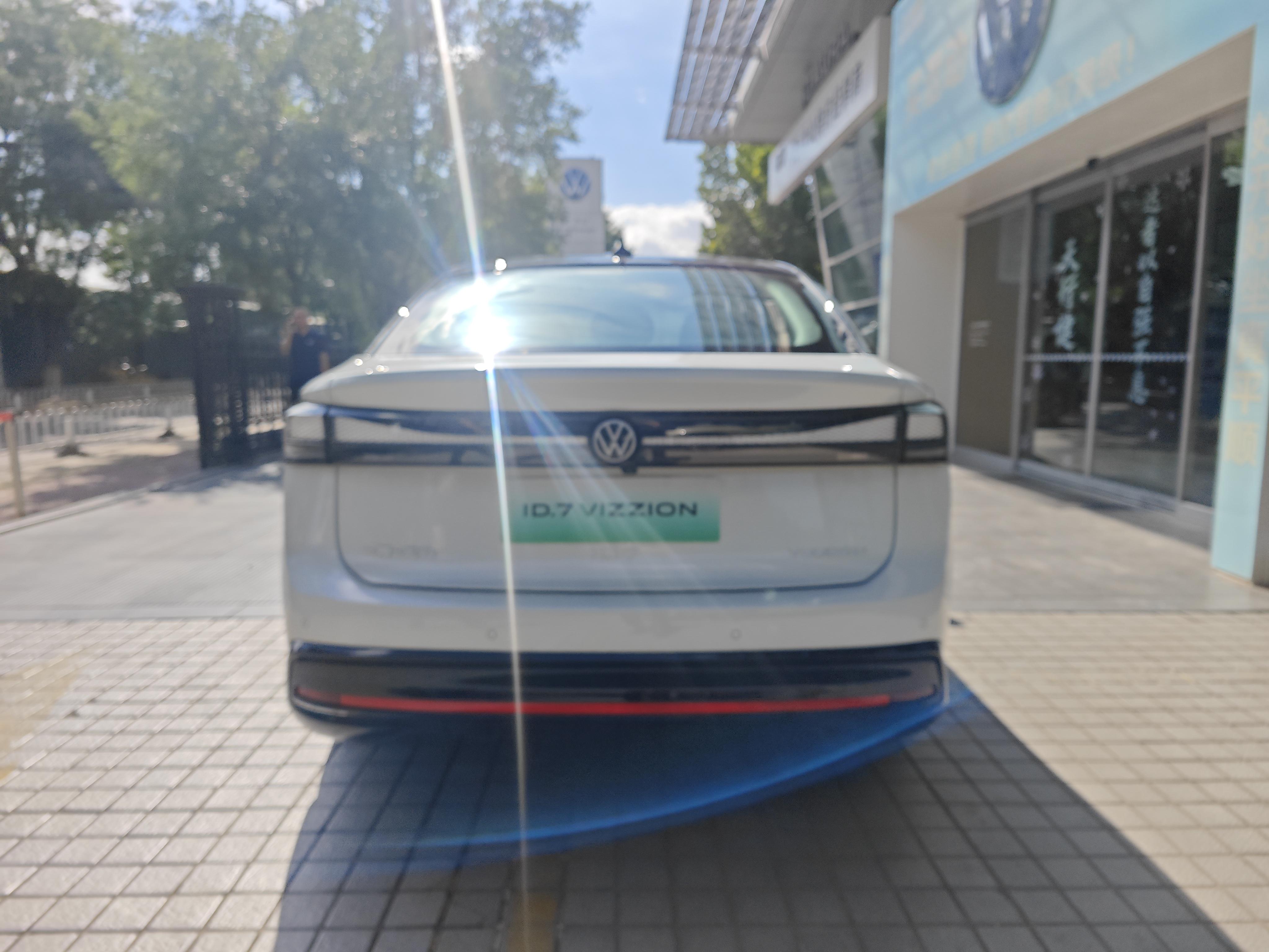Volkswagen ID.7 2024 thumb 8