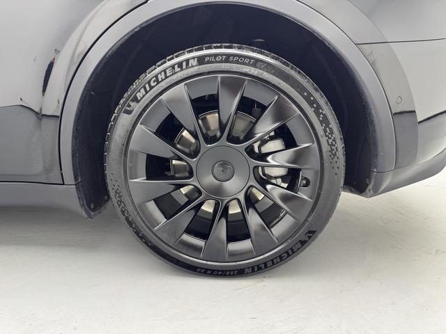 Tesla Model Y 2021 thumb 7
