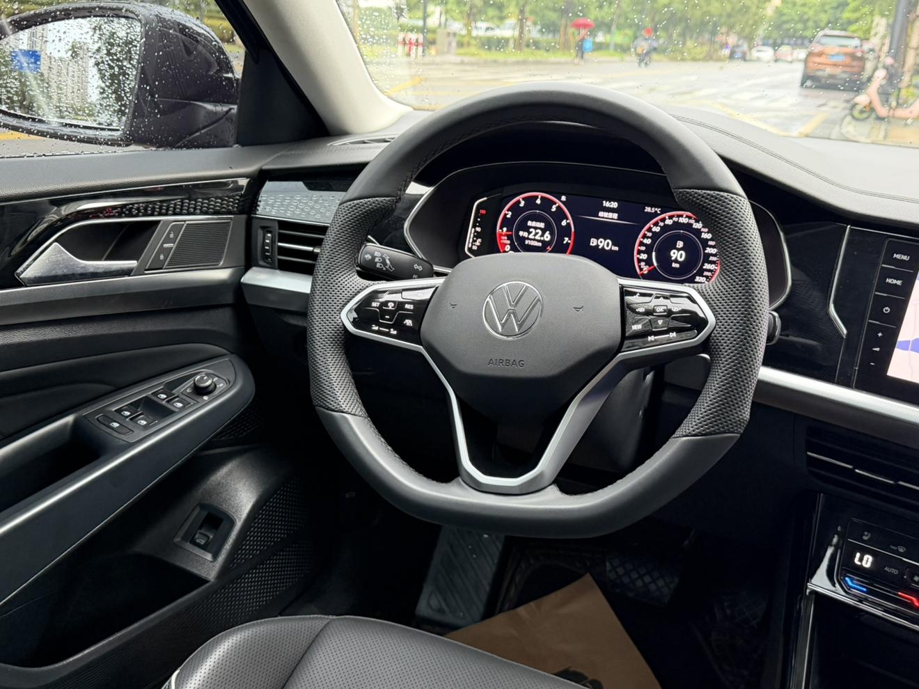 Volkswagen Passat (North America and China) 2023 thumb 7