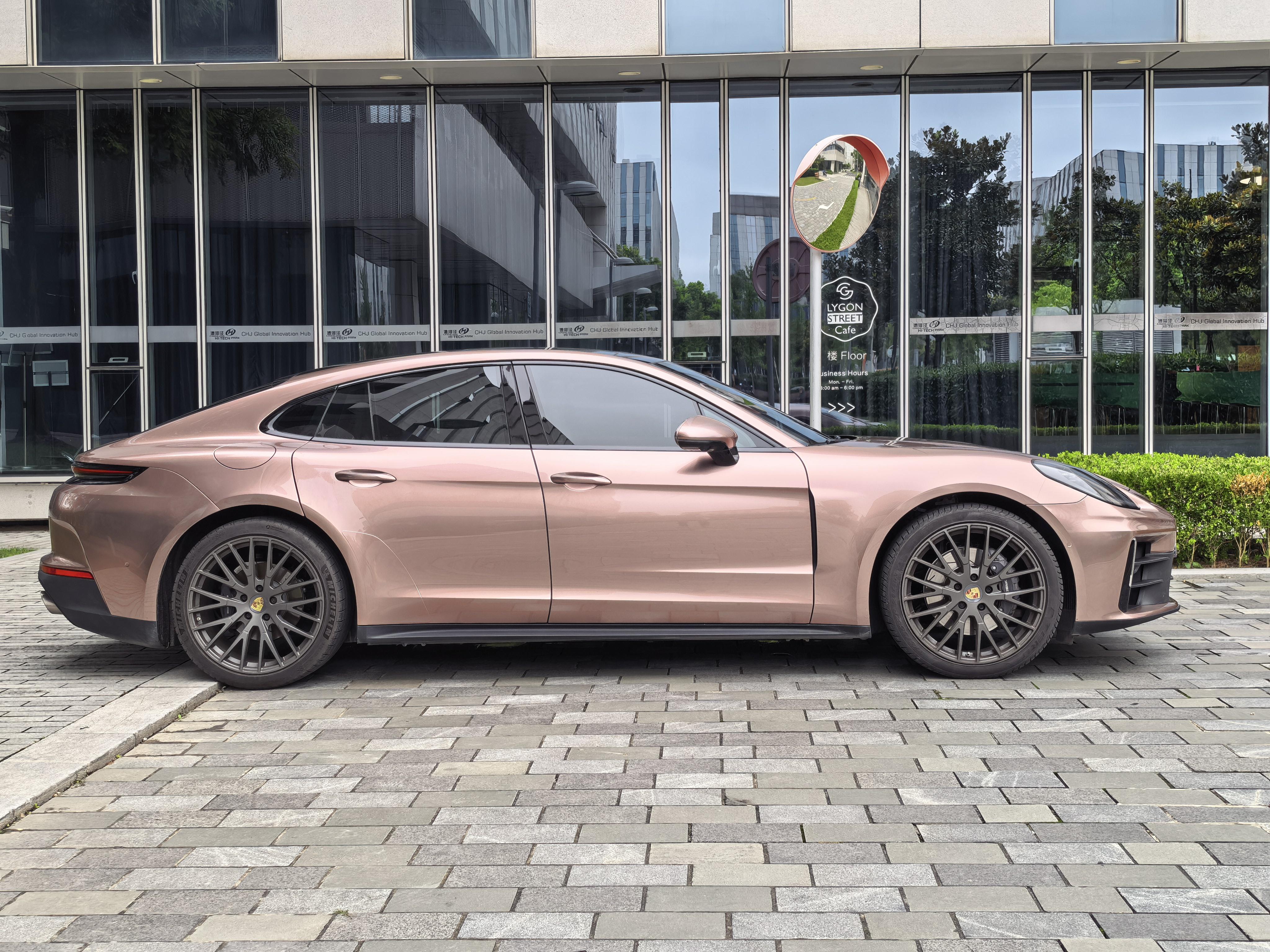 Porsche Panamera 2024 thumb 6