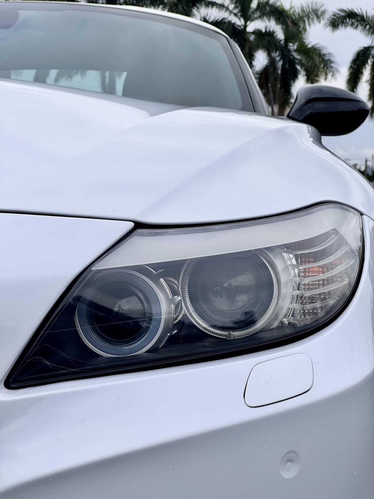 BMW Z4 2012 thumb 6
