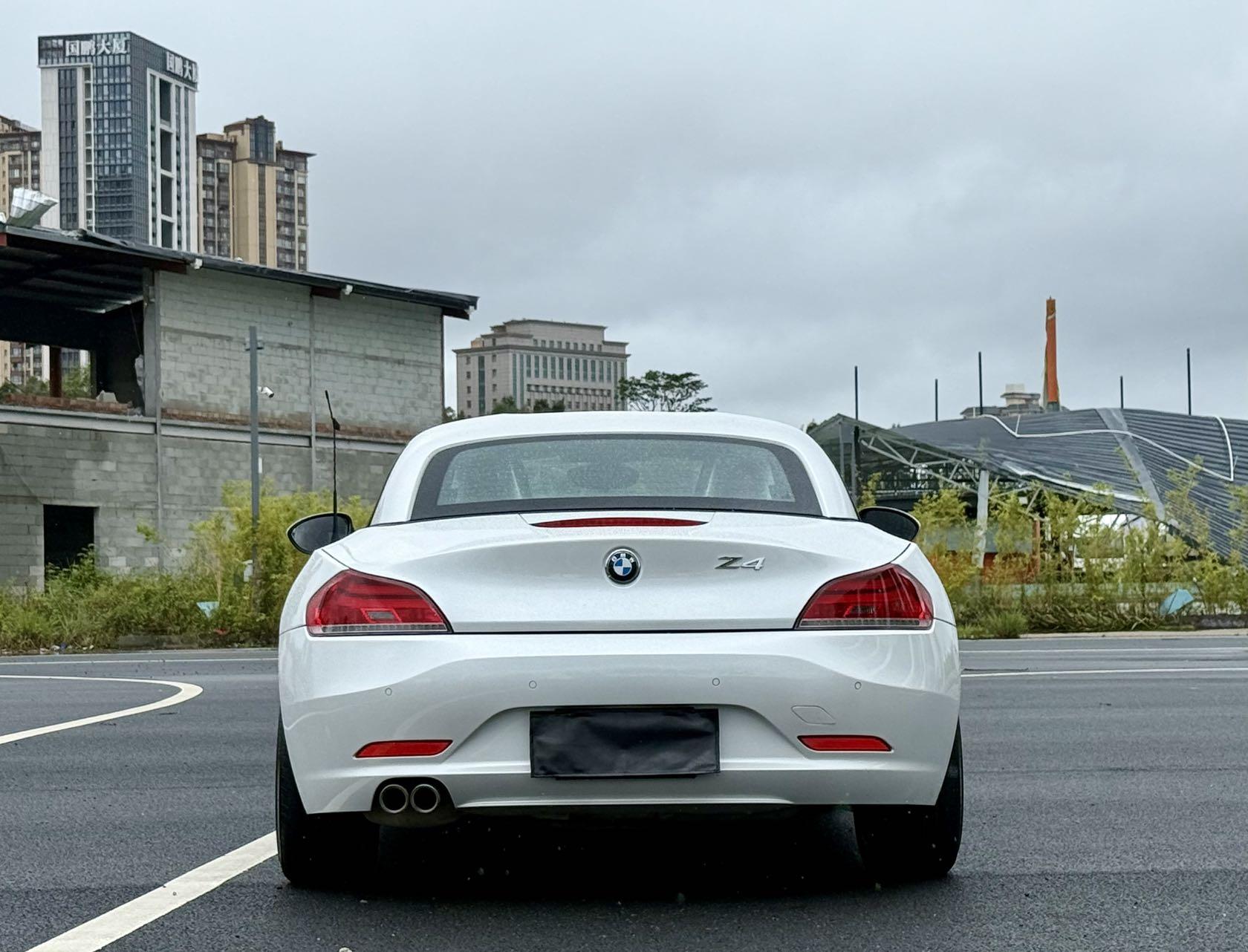 BMW Z4 2013 thumb 4
