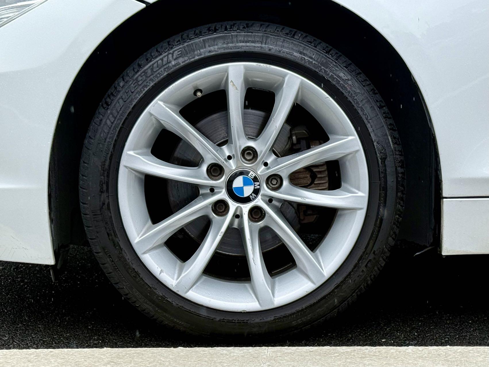 BMW Z4 2013 thumb 9